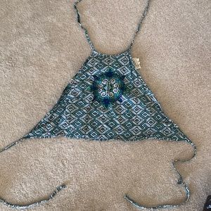 Open back crop halter pattern shirt